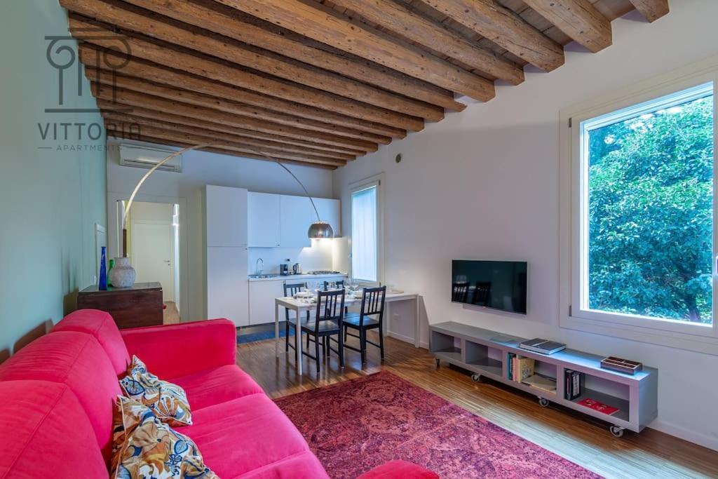 Vittoria Apartments: Soccorso Soccorsetto 维琴察 外观 照片