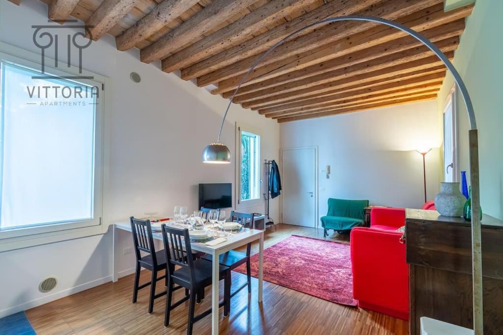 Vittoria Apartments: Soccorso Soccorsetto 维琴察 外观 照片