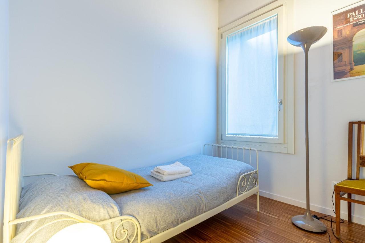 Vittoria Apartments: Soccorso Soccorsetto 维琴察 外观 照片