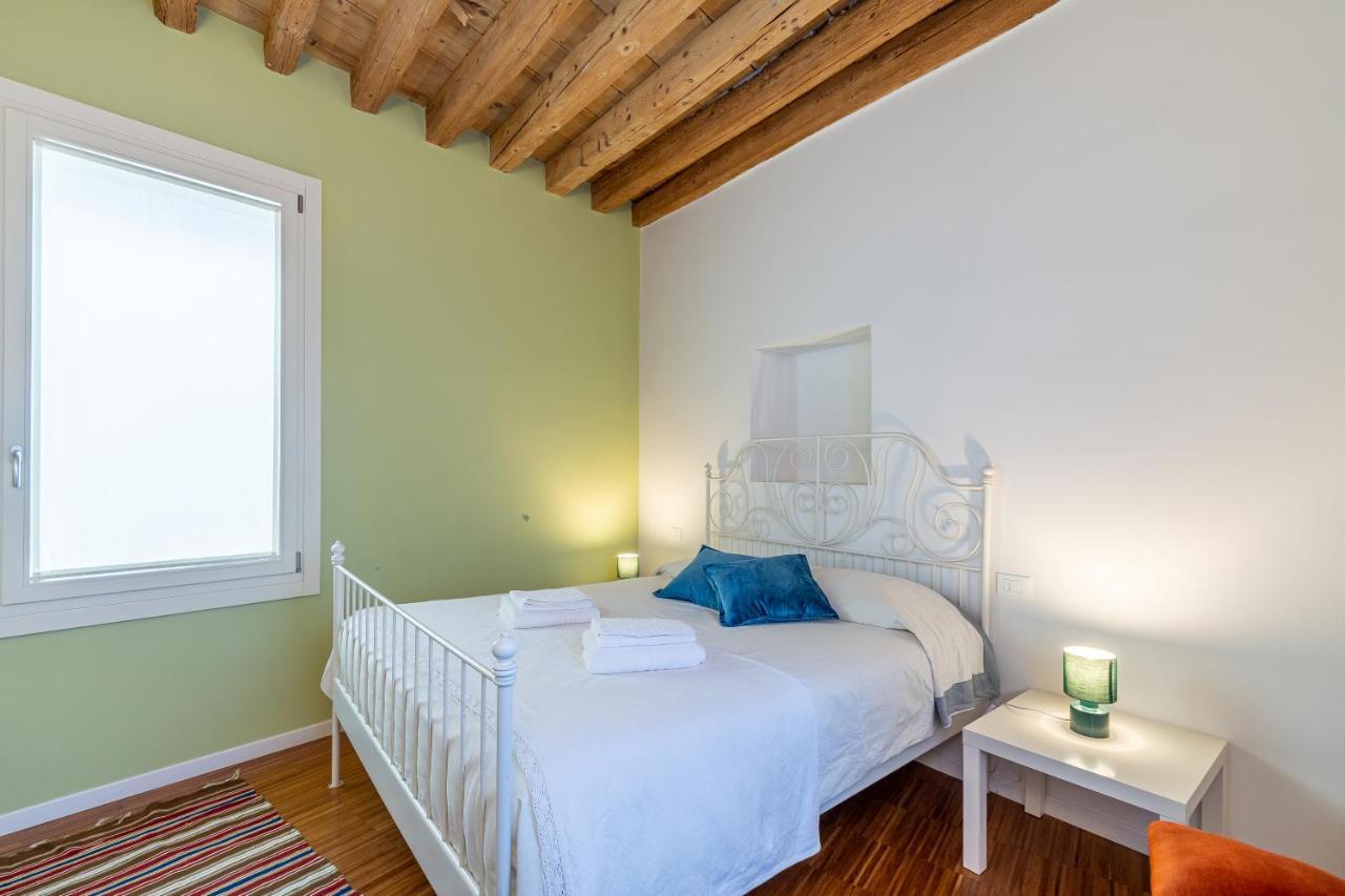 Vittoria Apartments: Soccorso Soccorsetto 维琴察 外观 照片